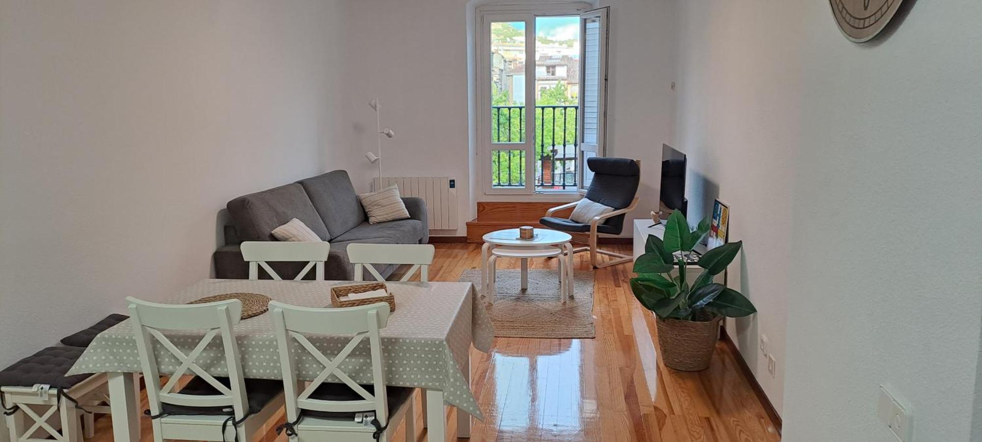 Erdizka, Centrico Apartamento Turistico Con La Mejor Vista Plaza De Los Fueros Estella Exteriör bild